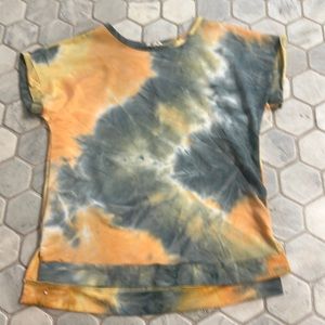Hayden girls size large, tie-dye Tee